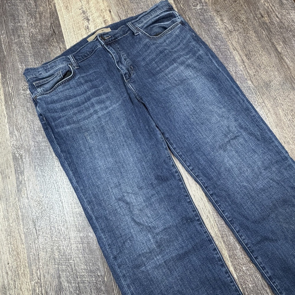 Joe's Jeans Mens 40x32 Straight Leg Blue Denim Soft Stretch Classic Medium Wash - Picture 3 of 12